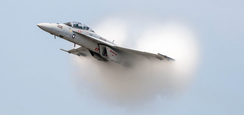 Photo of the day: NAVY cloudy Hornet